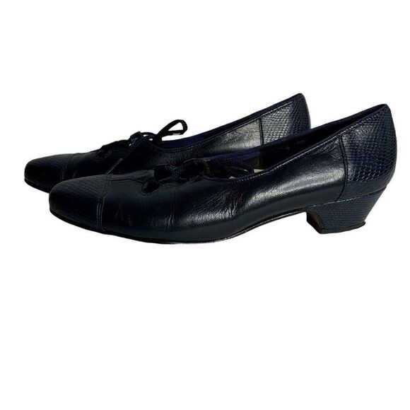 Vintage 60s Johansen Leather Kitten Heels 5A Navy Blue Snake Toe Lace Up - Picture 1 of 7